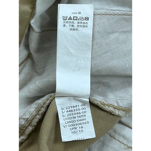 Gap Khakis Mens Chino Pants Size 40x32 Beige Tapered Khaki Cut in a Worn Style - Picture 10 of 13